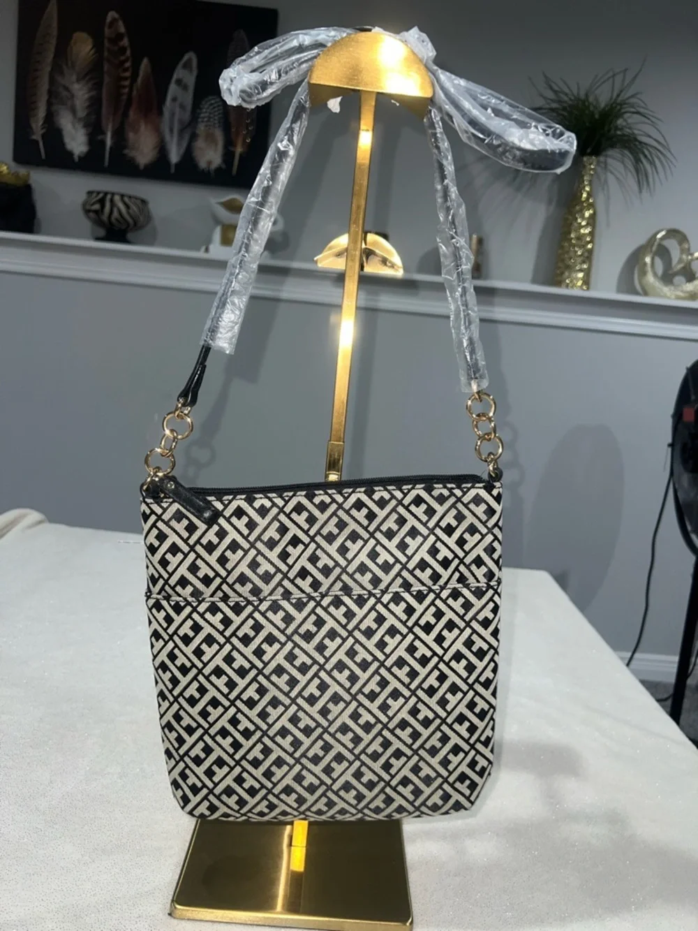 Tommy Hilfiger monogram crossbody bag, in black and beige NWT